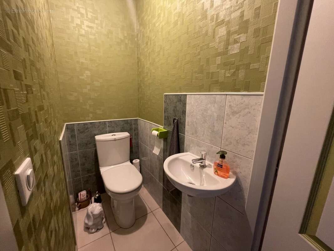 Maison à MONTREUIL-BELLAY