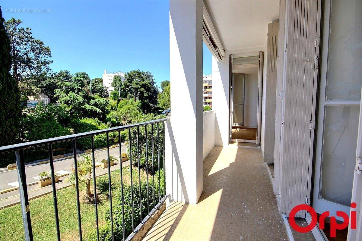 Appartement à MARSEILLE-11E