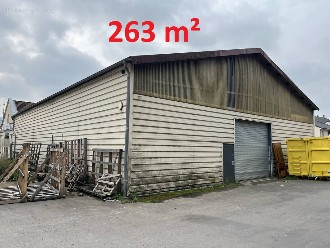 Commerce à CLOUANGE