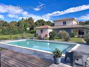 Maison à PARENTIS-EN-BORN