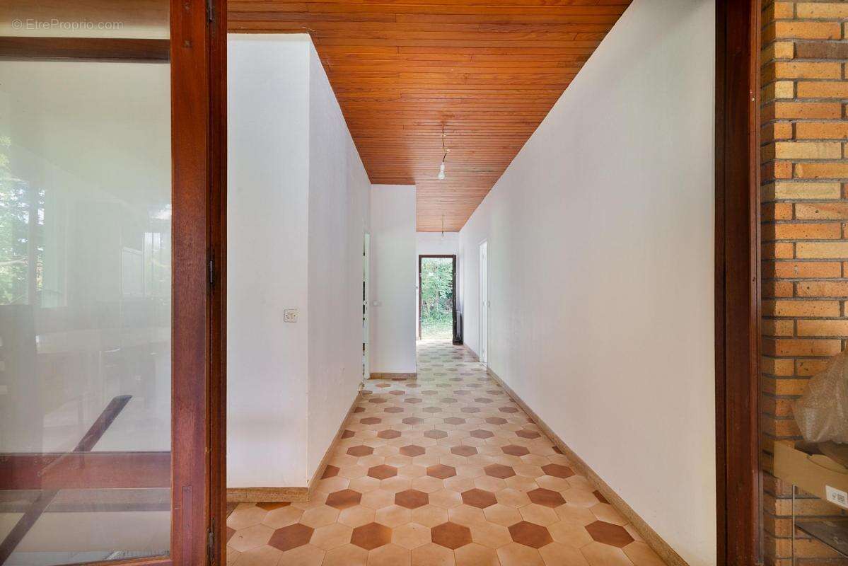 Maison à AUVERS-SUR-OISE