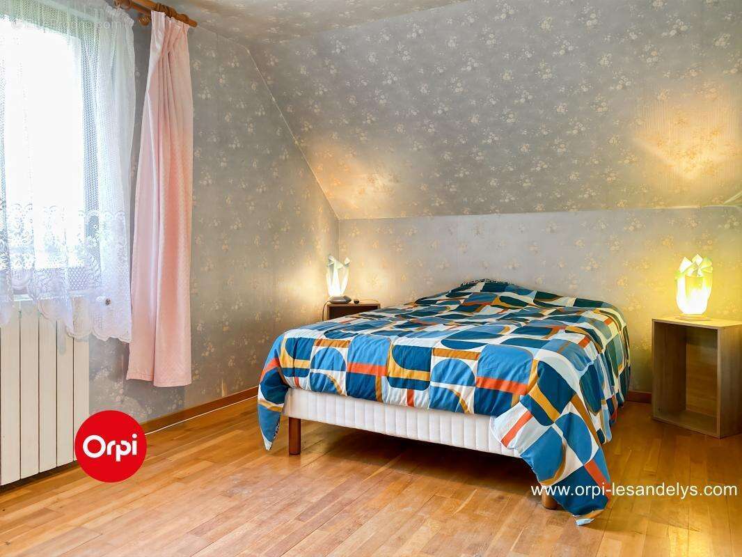 Maison à SAINT-CLAIR-SUR-EPTE