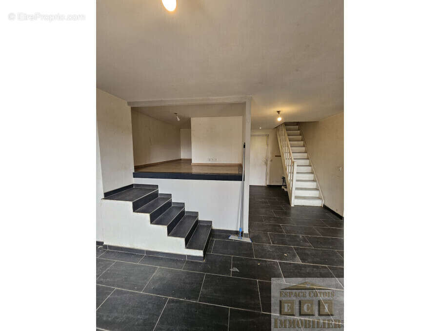 Appartement à LA COTE-SAINT-ANDRE