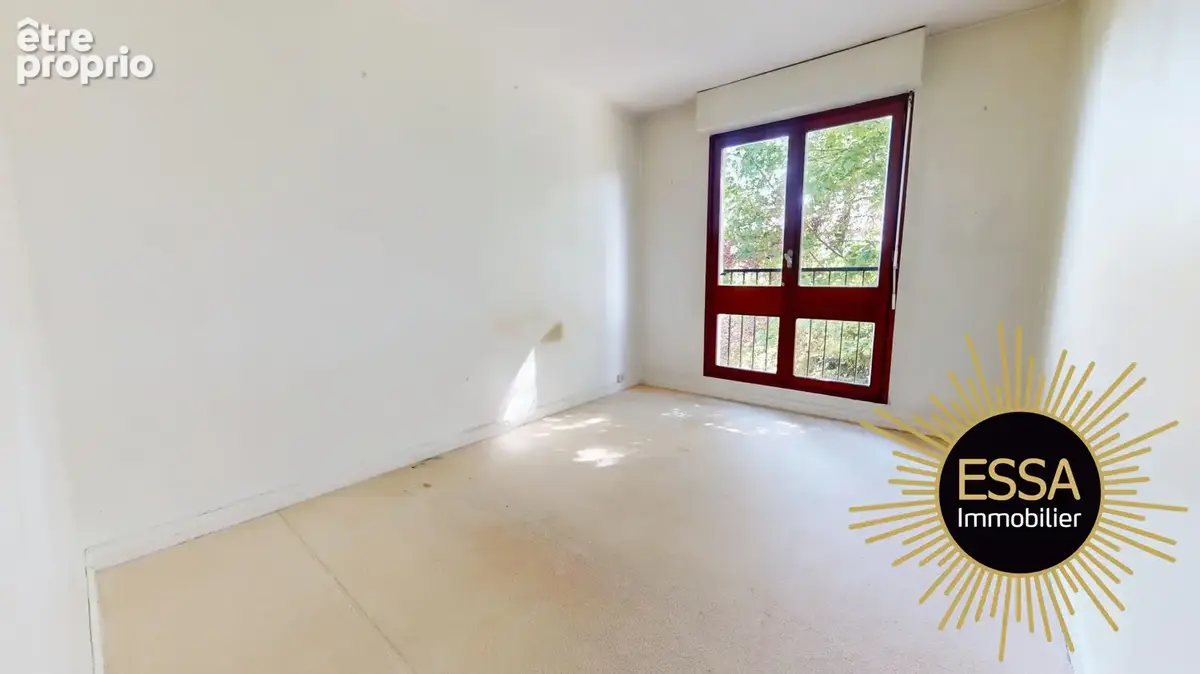 Appartement 2 pièces 52 m² à vendre à Rocquencourt (78150) - photo 8