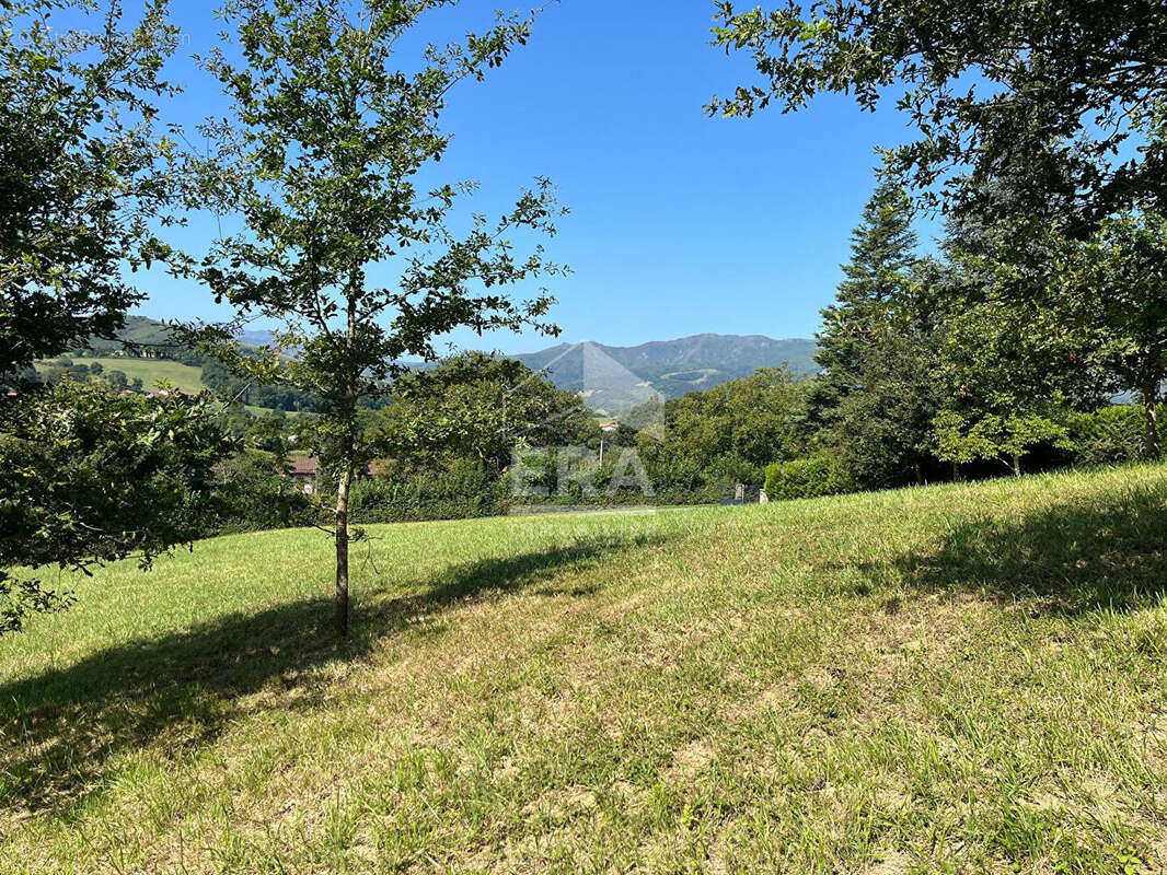 Terrain à IRISSARRY