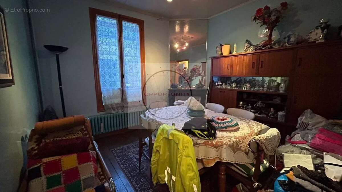 Maison à MONTREUIL