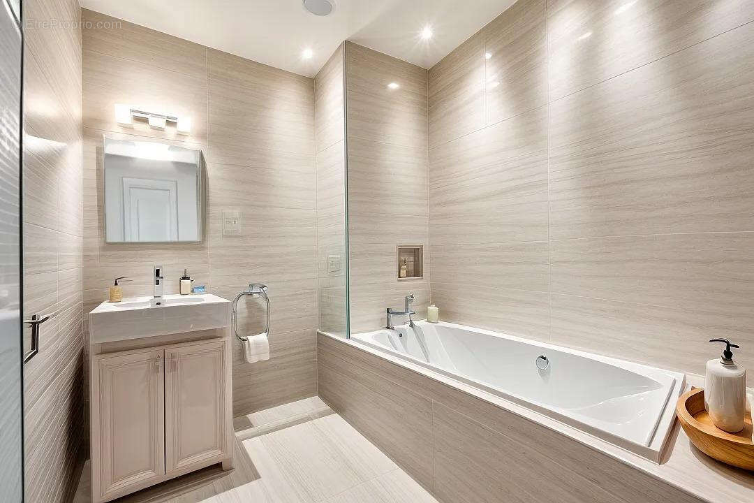 Appartement à COURBEVOIE