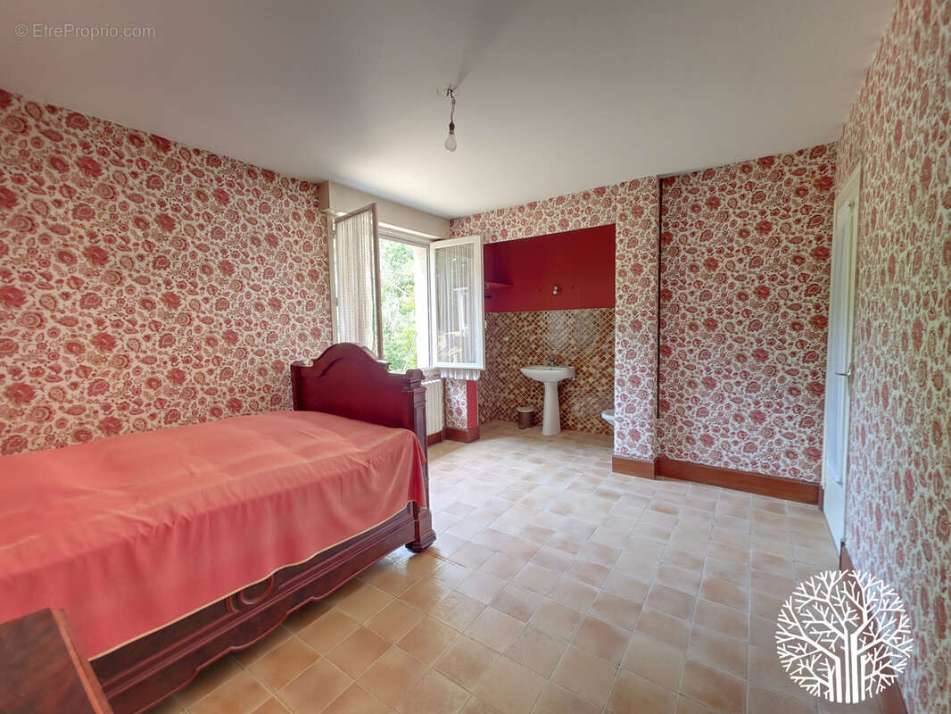 Maison à MILLY-LA-FORET