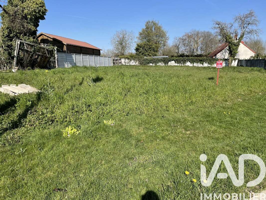 Photo 3 - Terrain à LA FERTE-GAUCHER