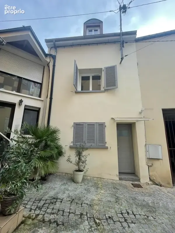 Appartement à VERRIERES-LE-BUISSON