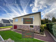 Terrain à MONTAUBAN-DE-BRETAGNE