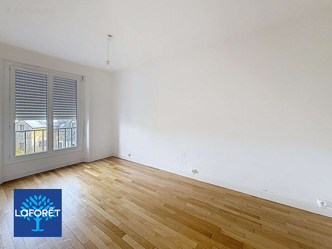 Appartement à FOUGERES