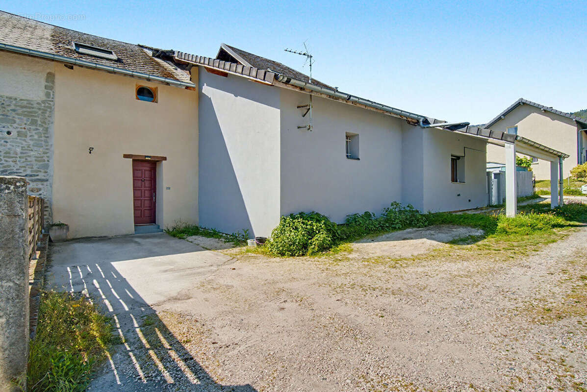 Appartement à LA MOTTE-SERVOLEX