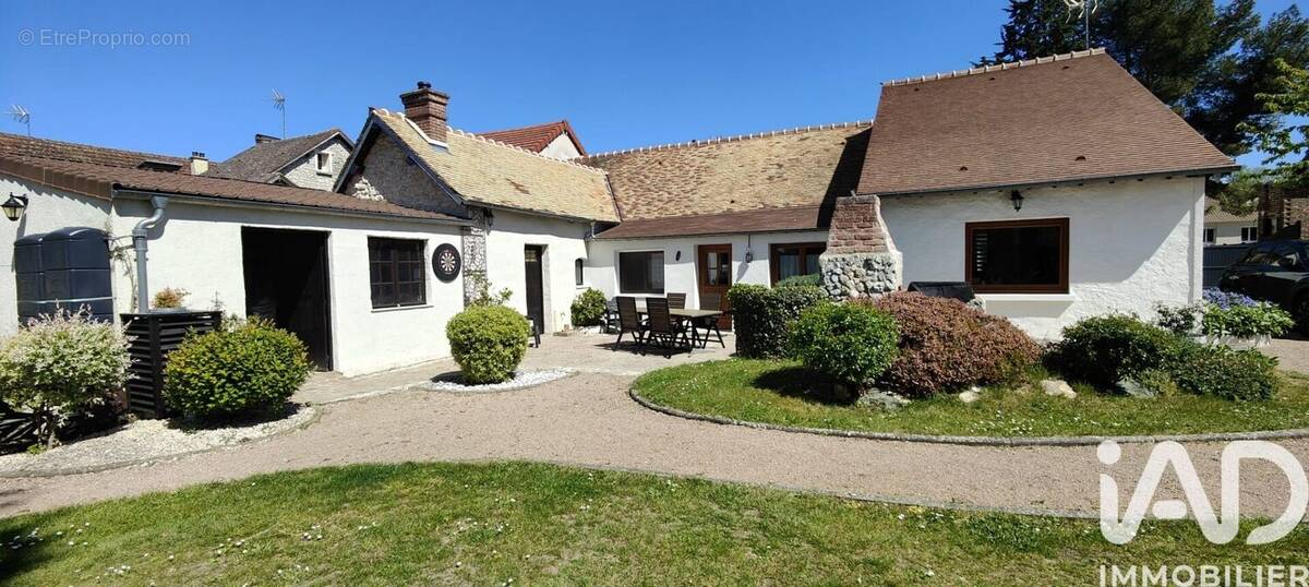 Photo 1 - Maison à LA CHAUSSEE-D'IVRY