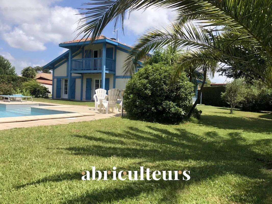 Maison à SAINT-VINCENT-DE-TYROSSE