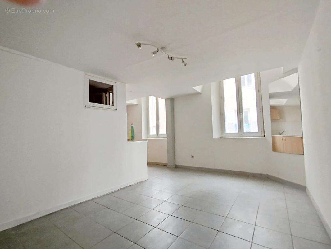 Appartement à BARJOLS