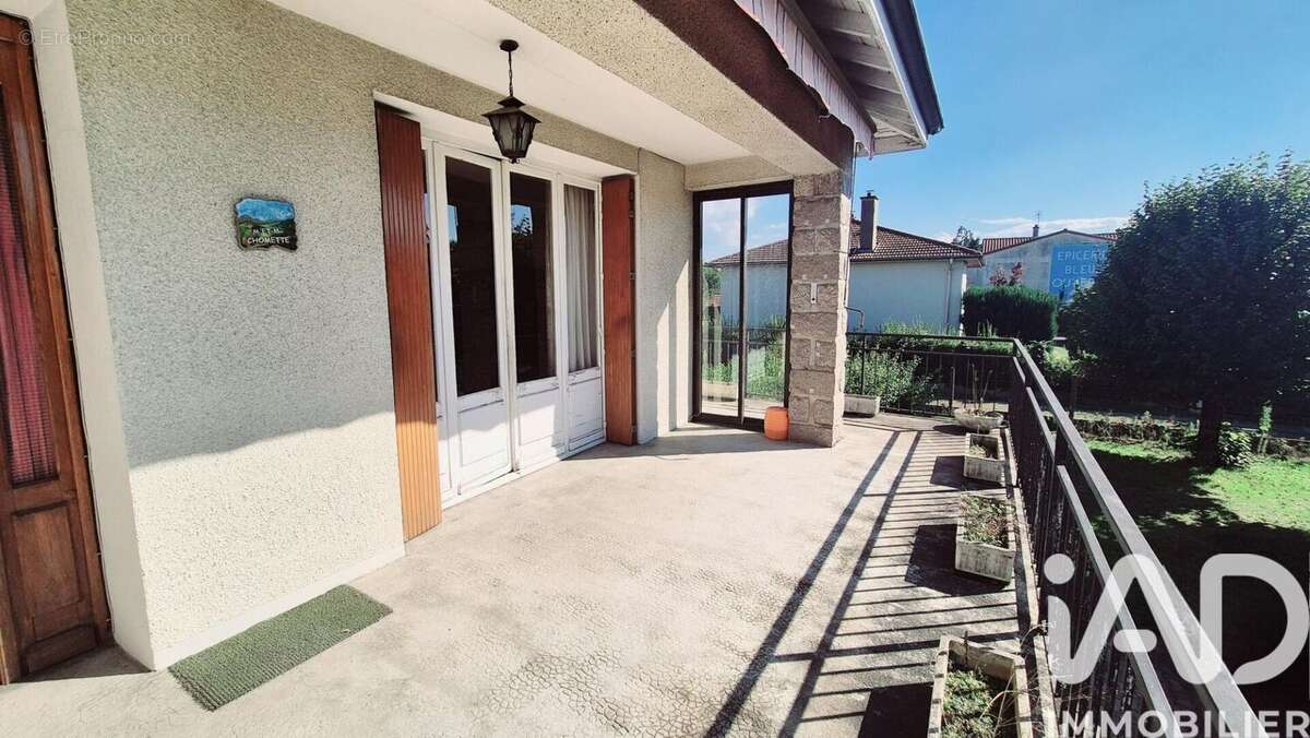 Photo 5 - Maison à MONTROND-LES-BAINS