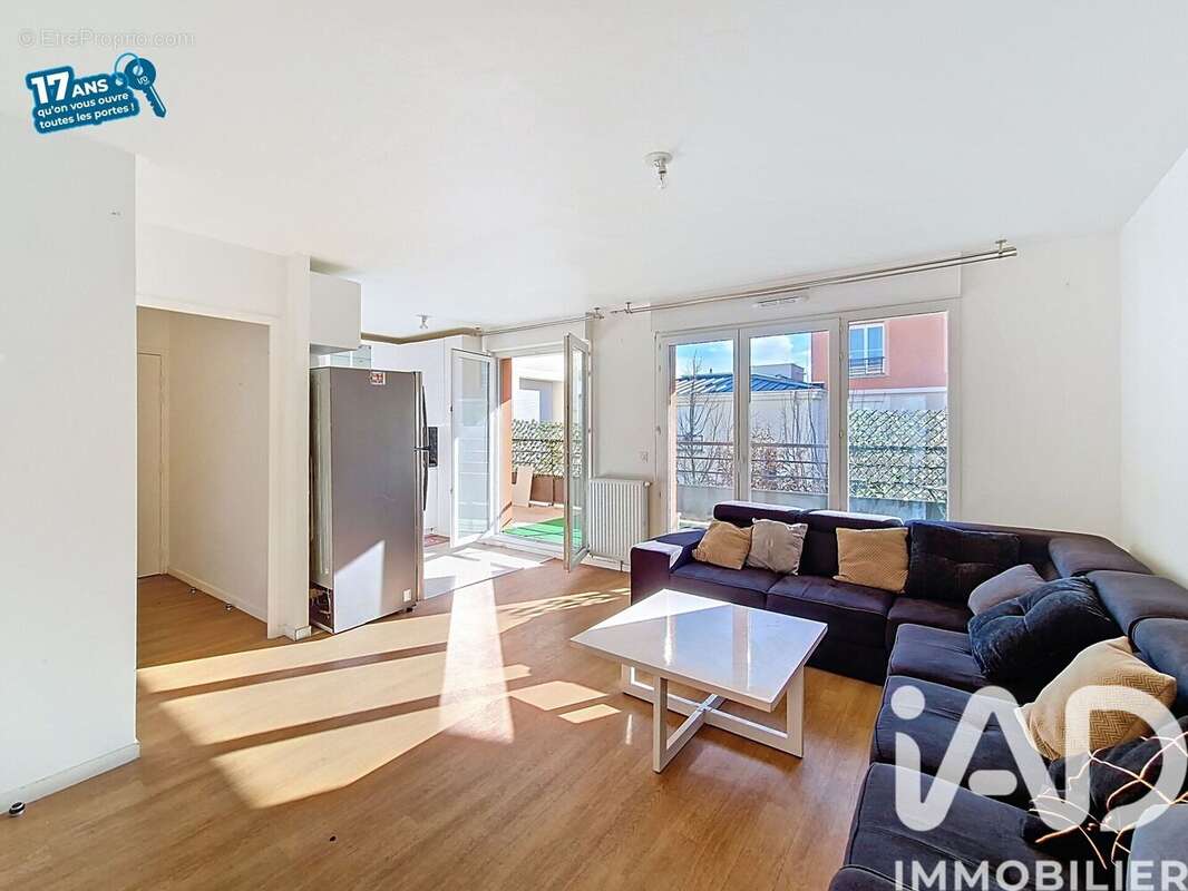 Photo 2 - Appartement à PIERREFITTE-SUR-SEINE