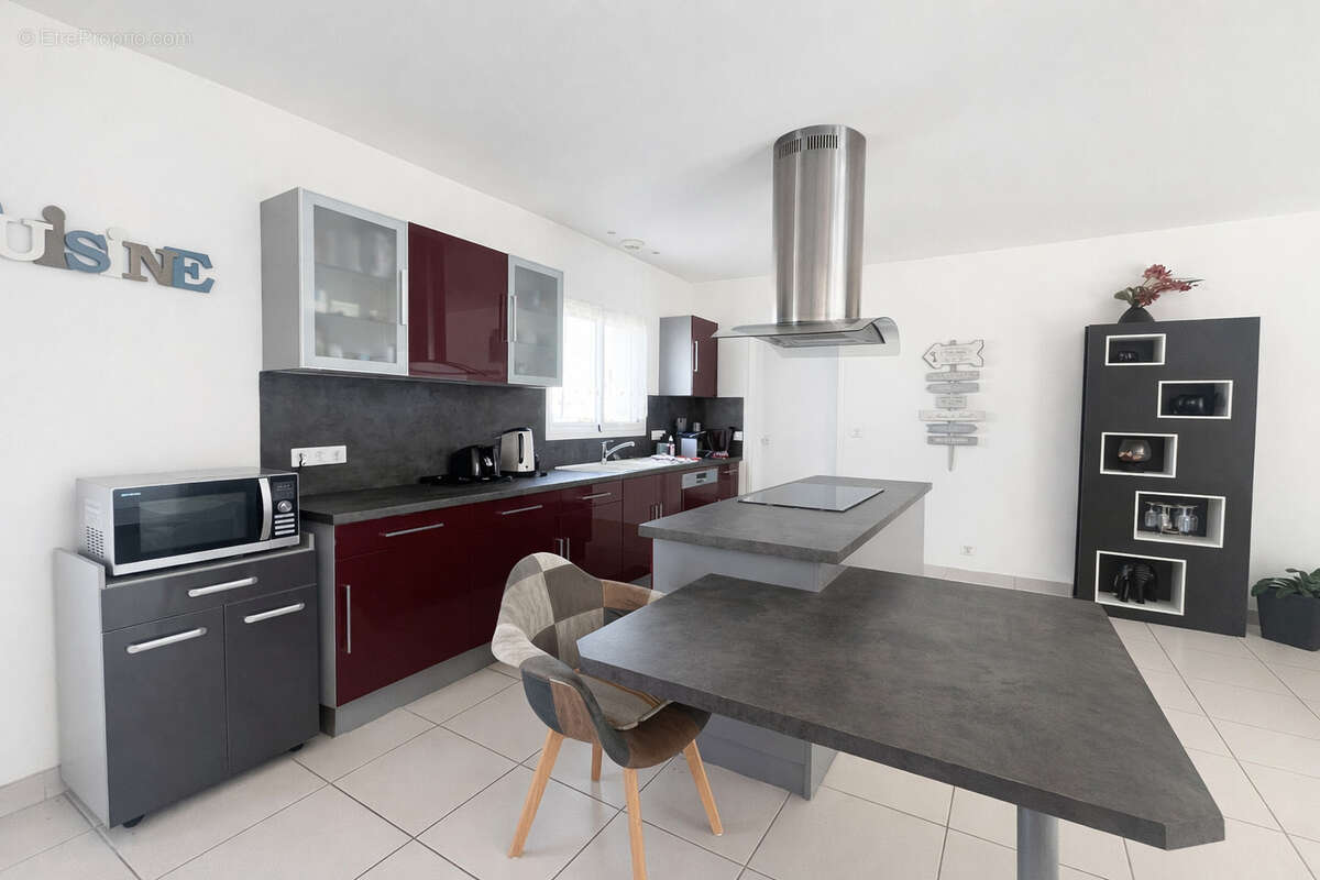 Maison à CORME-ECLUSE