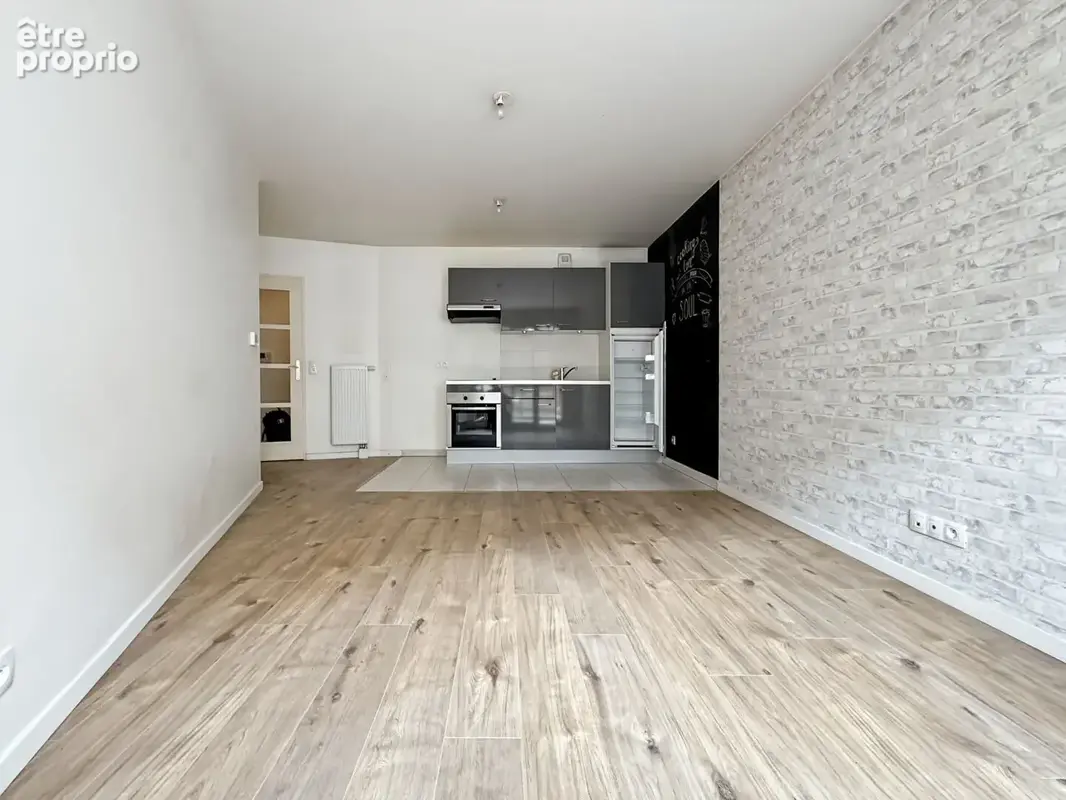 Appartement T3 pièces 62 m2 - HyperCentre - photo 7