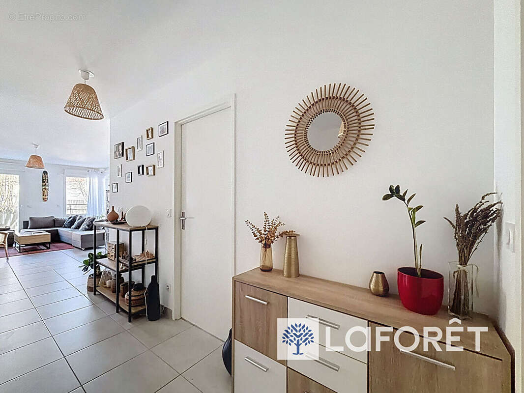 Appartement à CHAMPAGNE-AU-MONT-D'OR