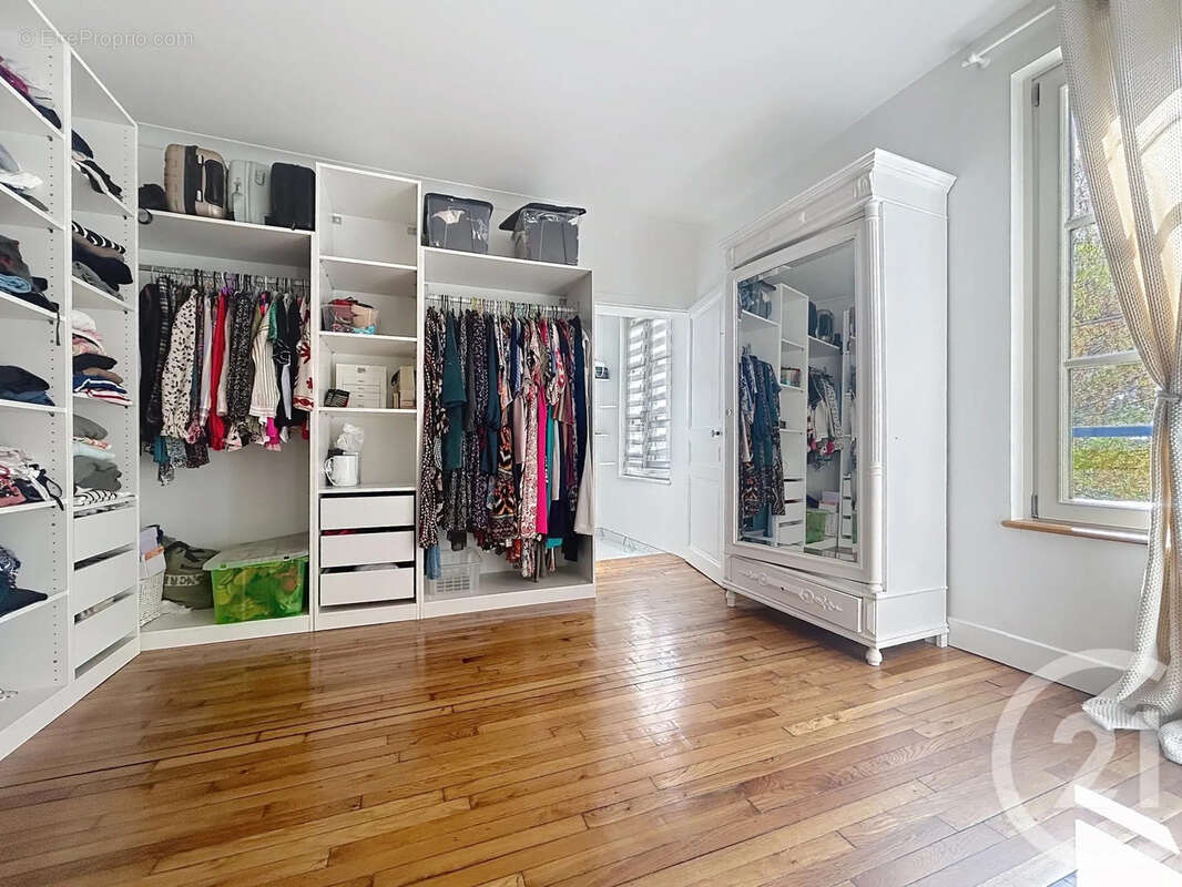 Maison à LA CHAUSSEE-SUR-MARNE