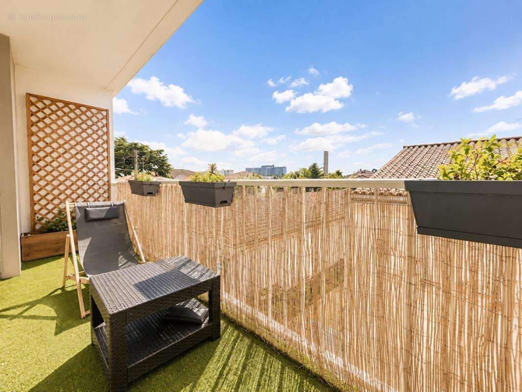 Vente T4 90m2 BORDEAUX (33000) - photo 4