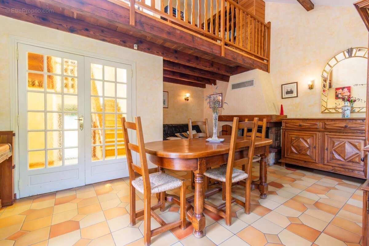 Maison 140 m² à Saint-Brice-Sous-Foret  - photo 2