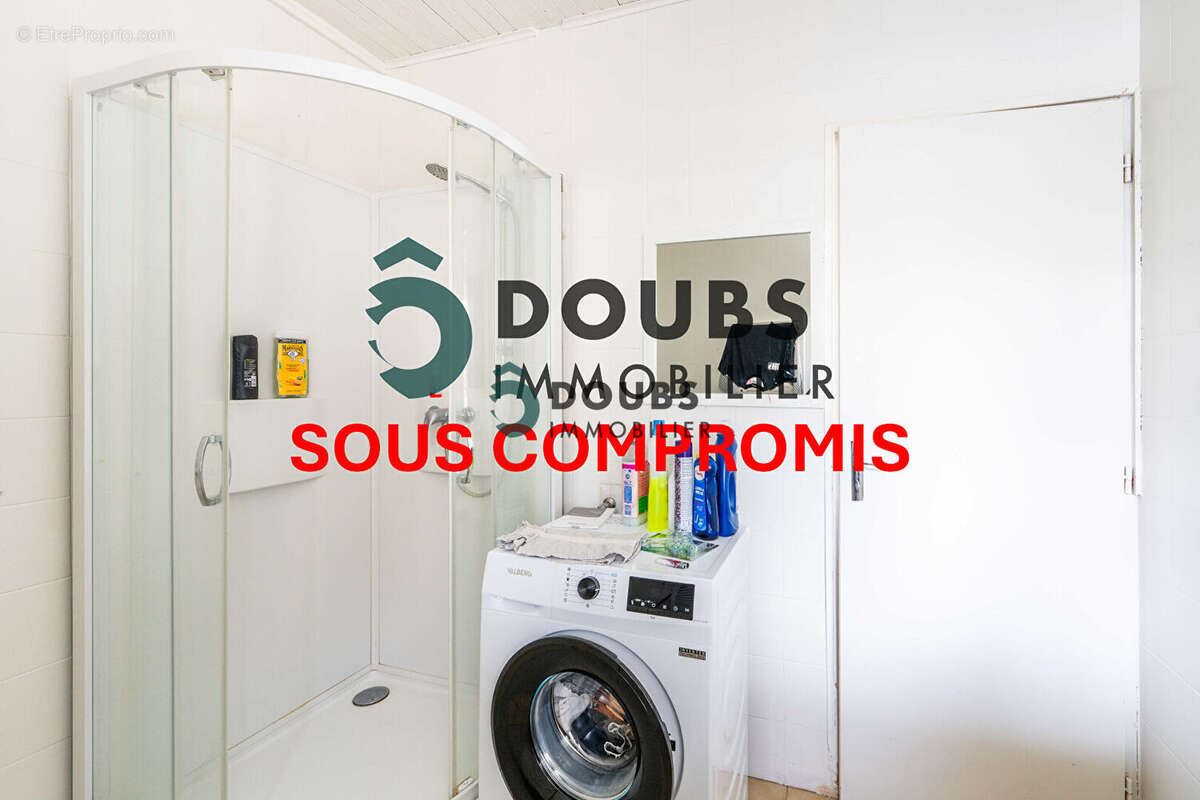 Maison à GUYANS-VENNES