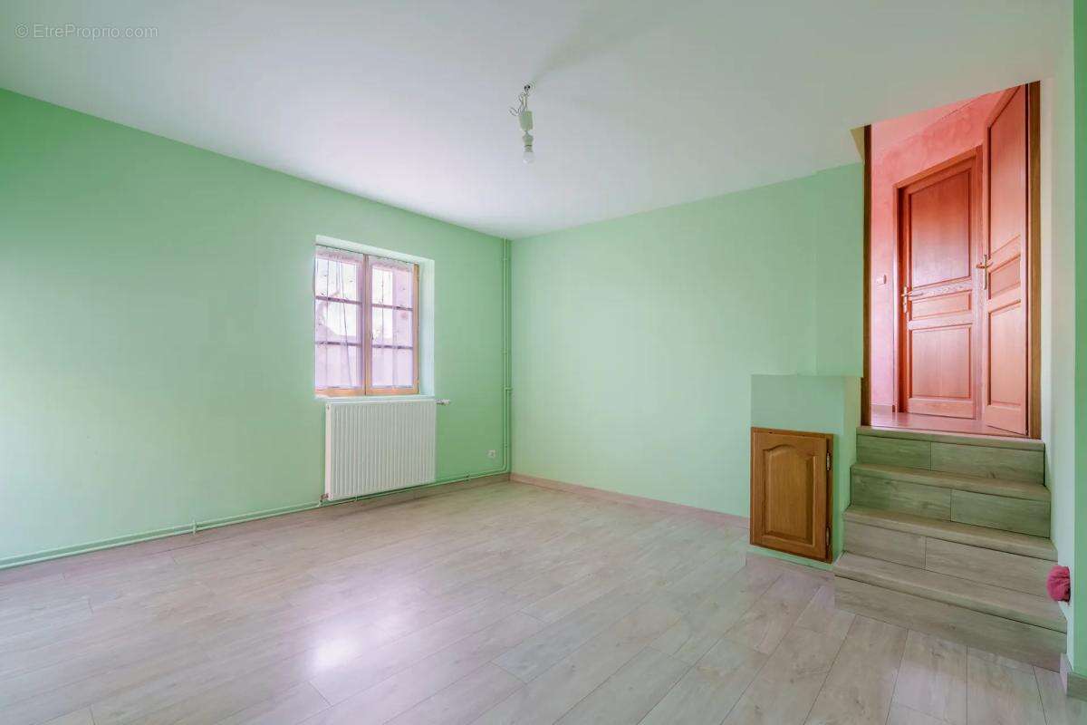 Maison à FRANCHEVILLE