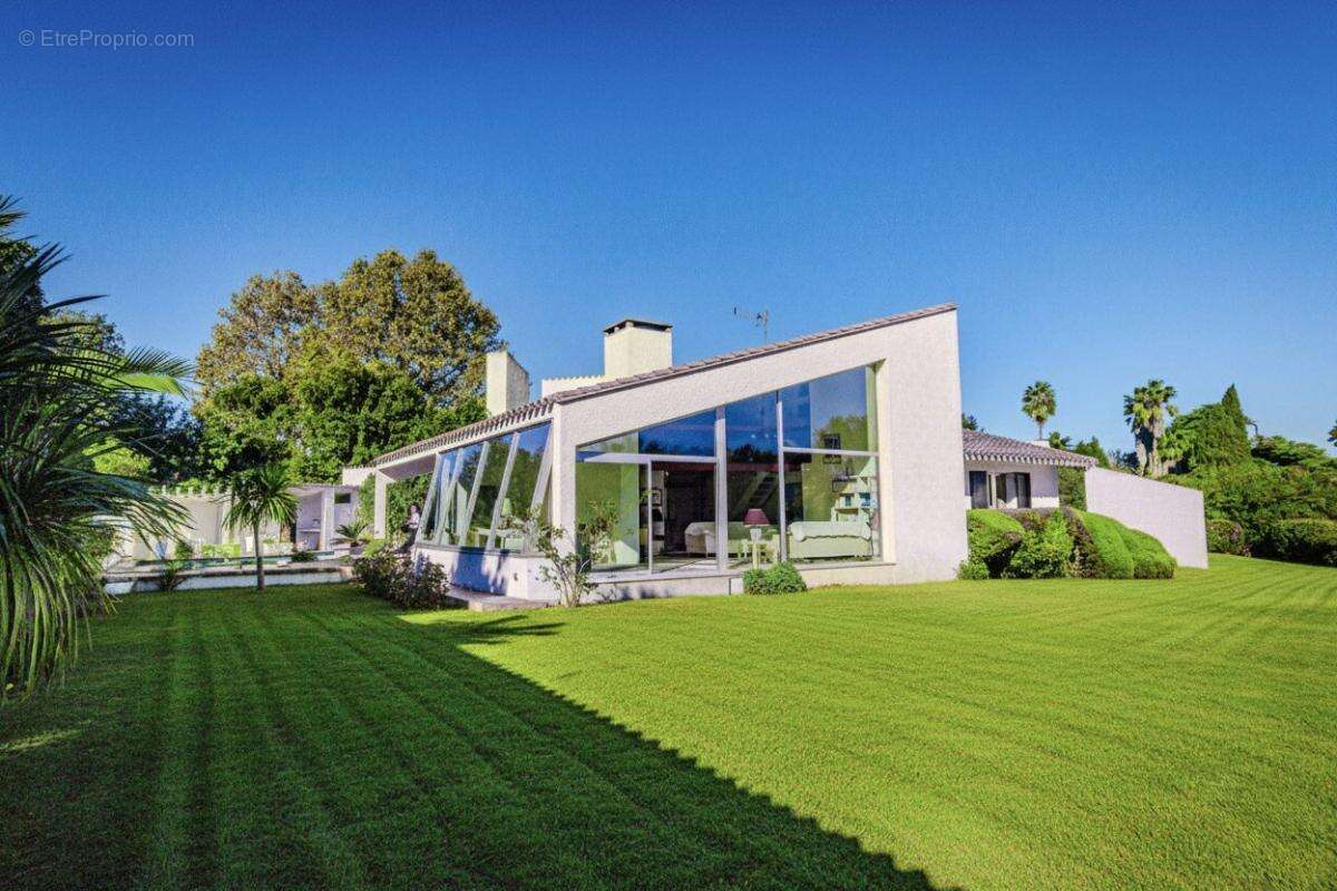 Maison à SAINT-CYPRIEN