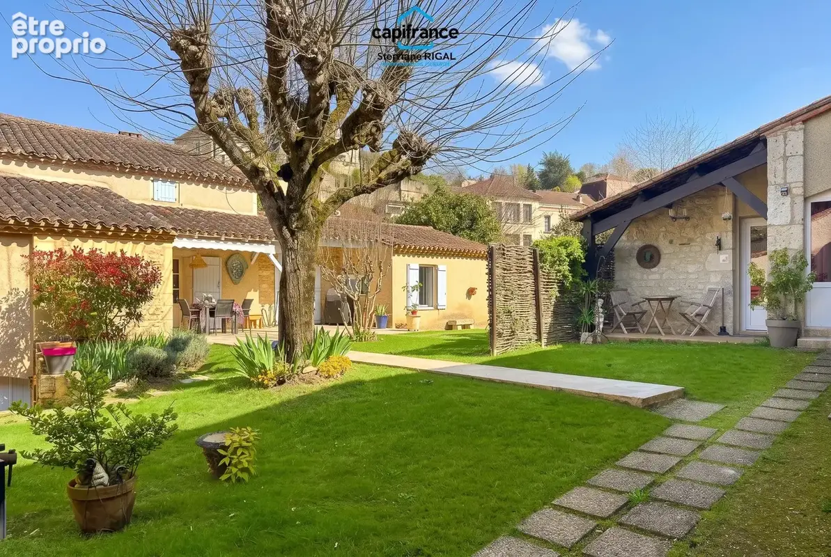 Maison à vendre 7 pièces PUY L'EVEQUE (46) Maison  + maison d'amis + grange sur terrain de 953m2 - photo 2