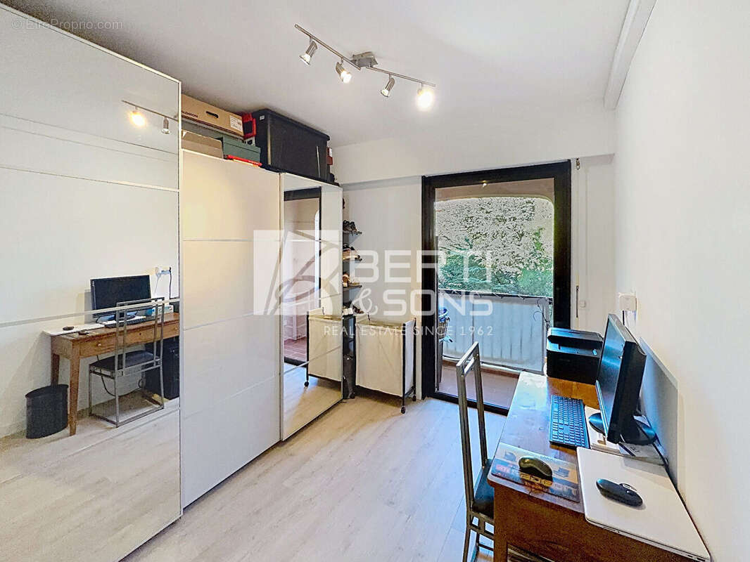 Appartement à MANDELIEU-LA-NAPOULE