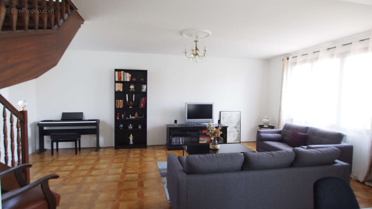 Maison à CONFLANS-SAINTE-HONORINE