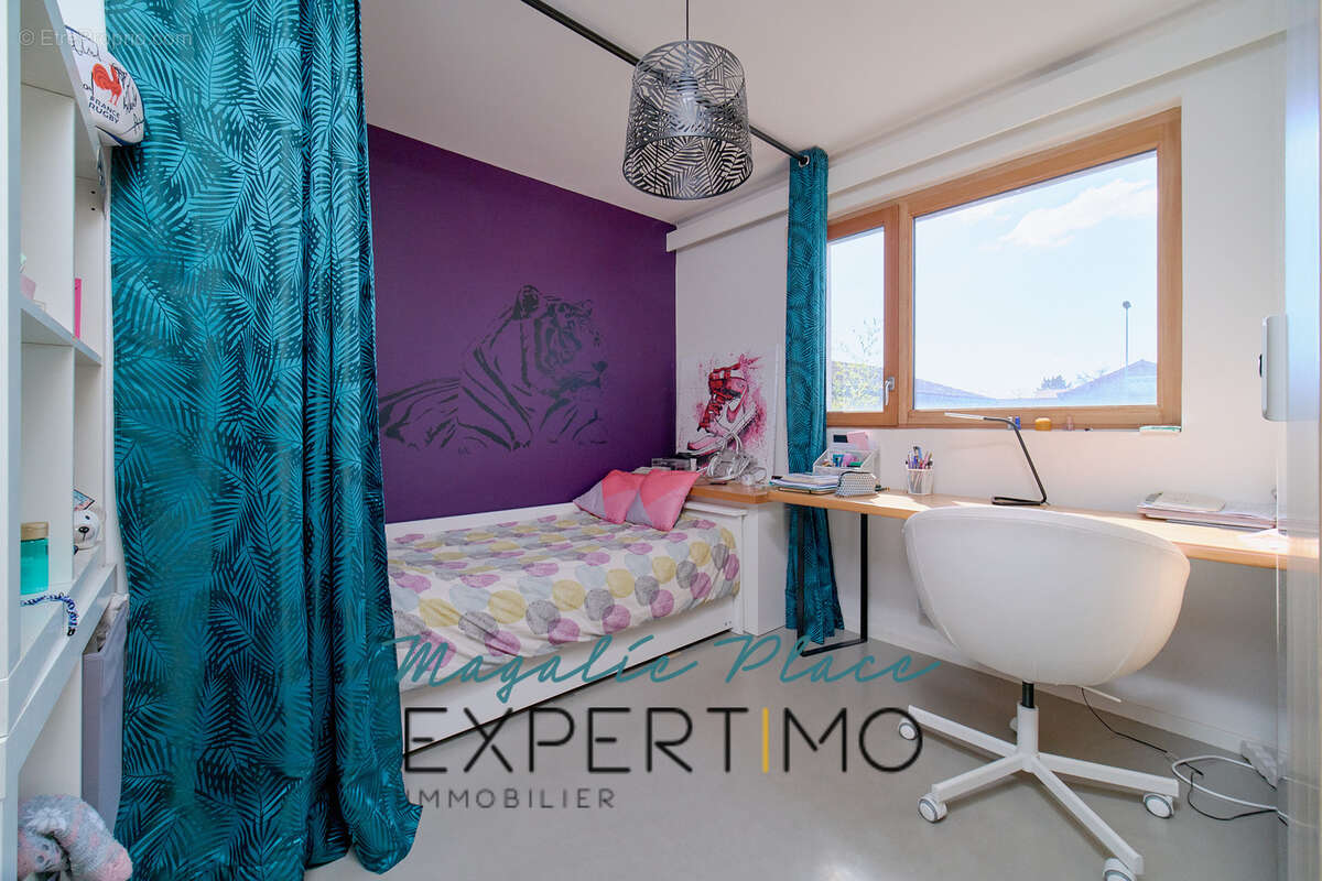 Appartement à BRON