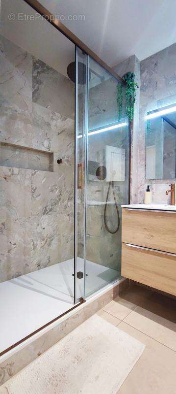 Appartement à LYON-9E
