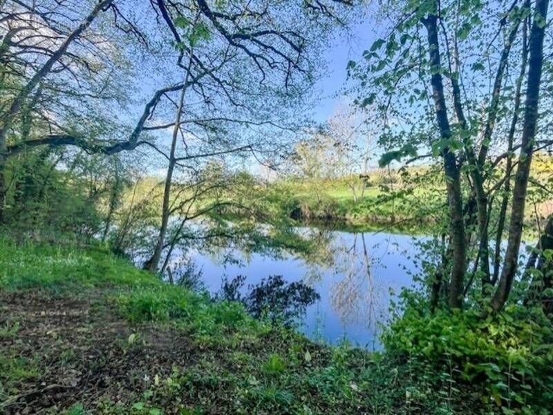 Terrain à AVAILLES-THOUARSAIS