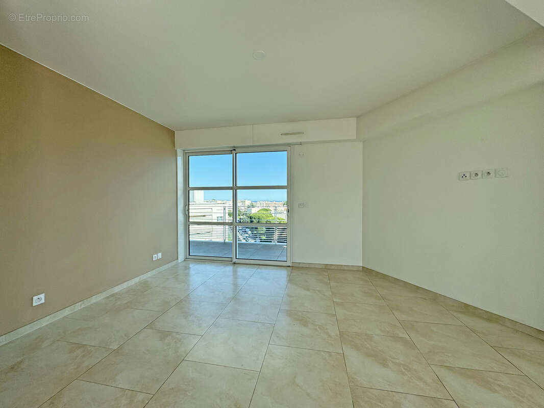 Appartement à CAGNES-SUR-MER
