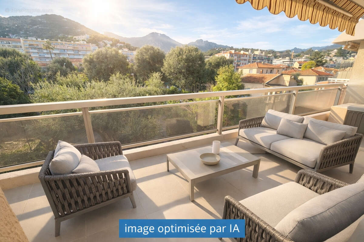 Appartement à ROQUEBRUNE-CAP-MARTIN