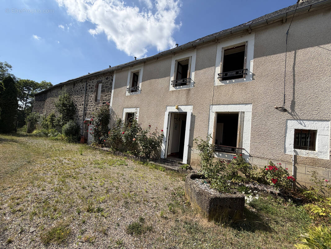 Maison à SAINT-SATURNIN