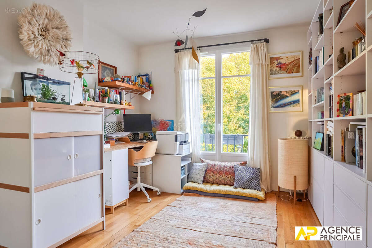 Appartement à MAISONS-LAFFITTE