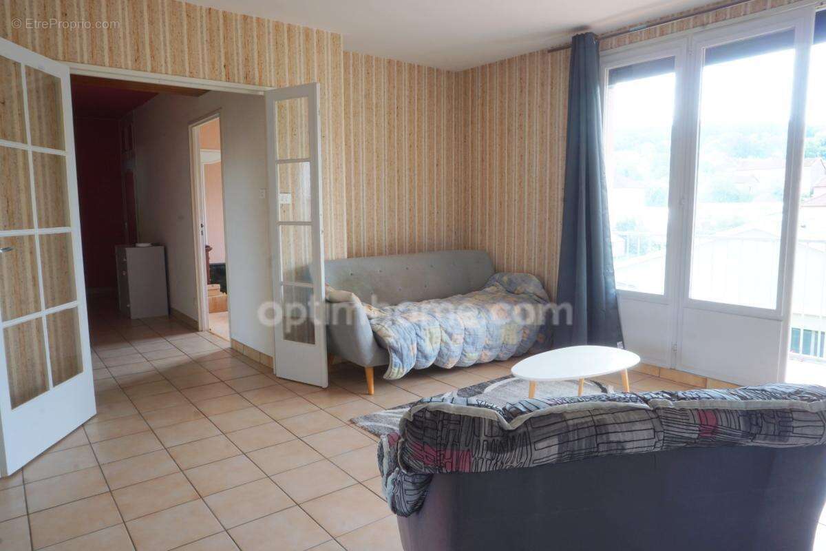Appartement 3 pièces avec grand balcon et cave à NAVENNE - photo 13