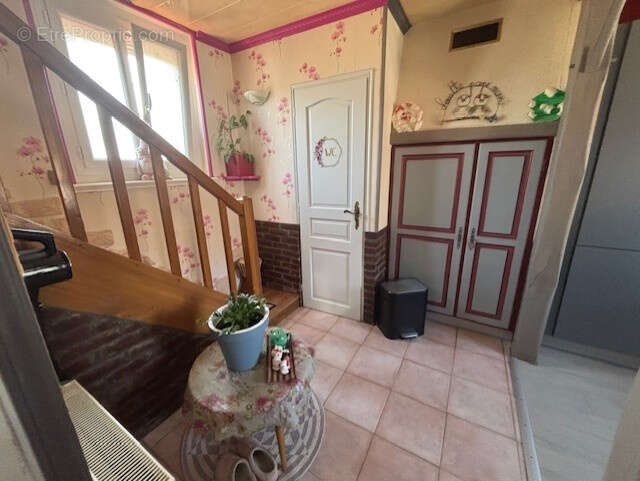 Maison à INCHEVILLE