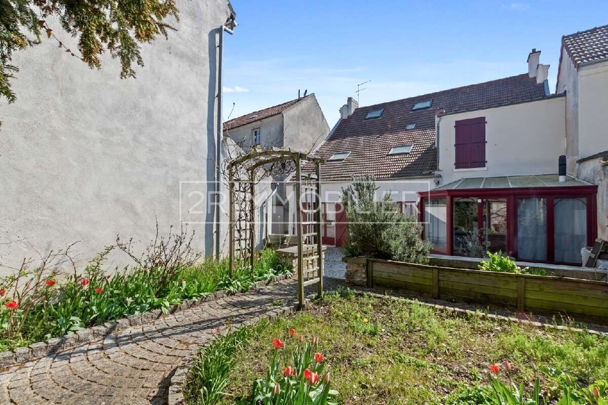 Maison à DAMPMART