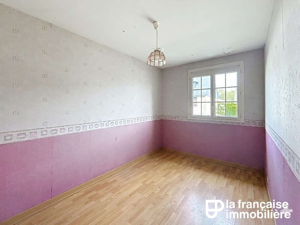 Maison à THORIGNE-FOUILLARD