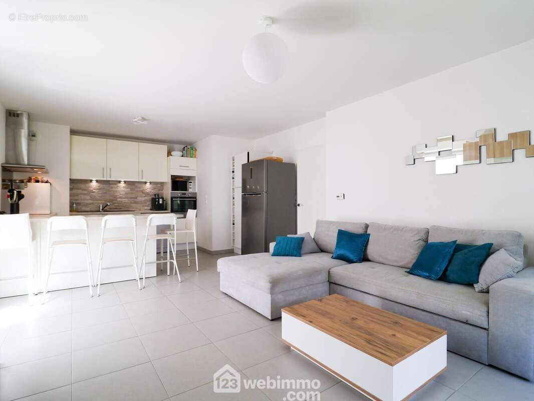 Appartement 64 m² à Marseille-9e  - photo 17