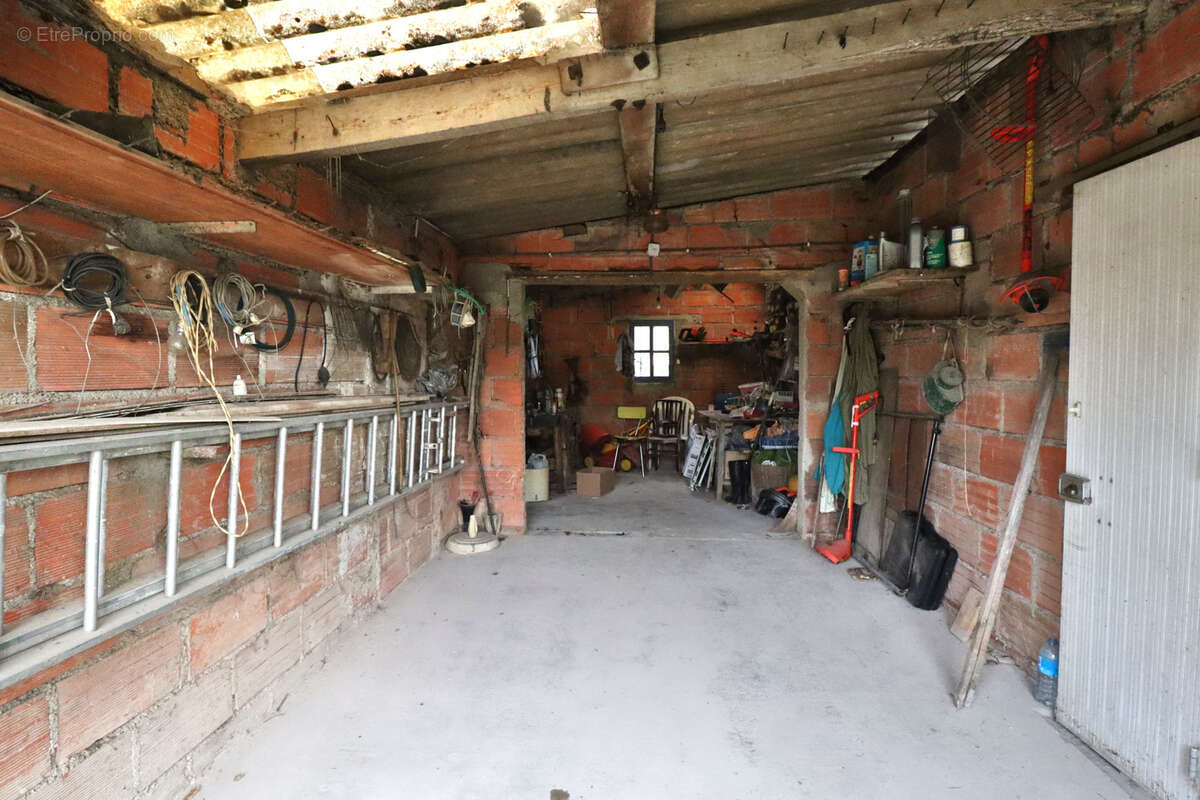 Maison à SAINT-JULIEN-LES-VILLAS