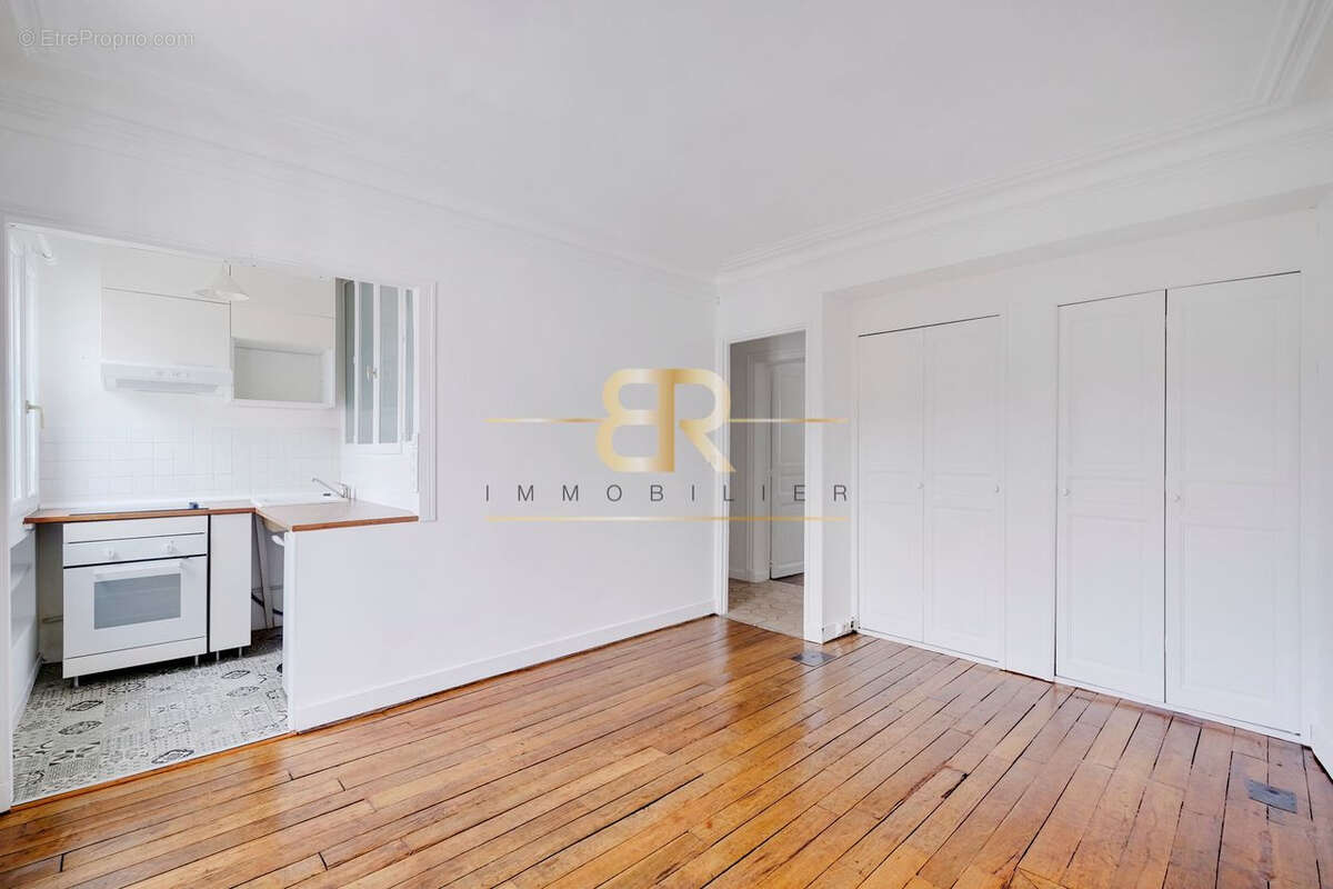 Appartement à PARIS-12E