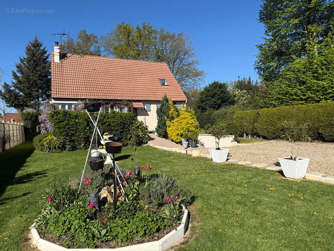Maison à NONANCOURT