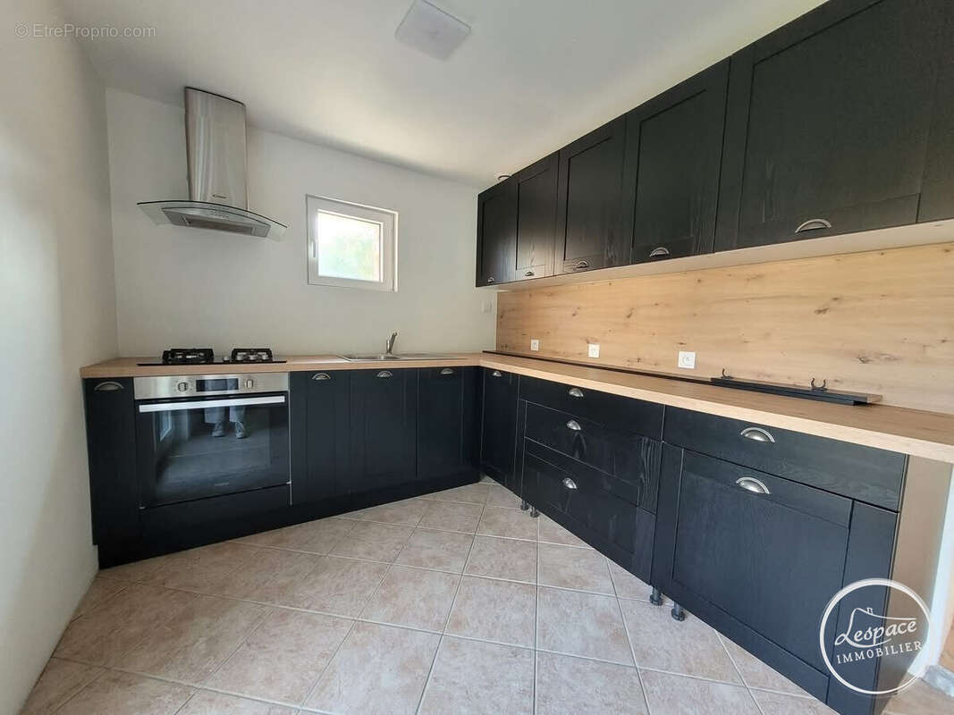 Maison à SAINTE-MARIE-KERQUE